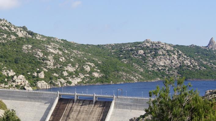 Paesi a secco, perdita riparata entro oggi