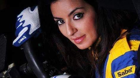 Nuoro, una modella con la passione per i motori - FOTO