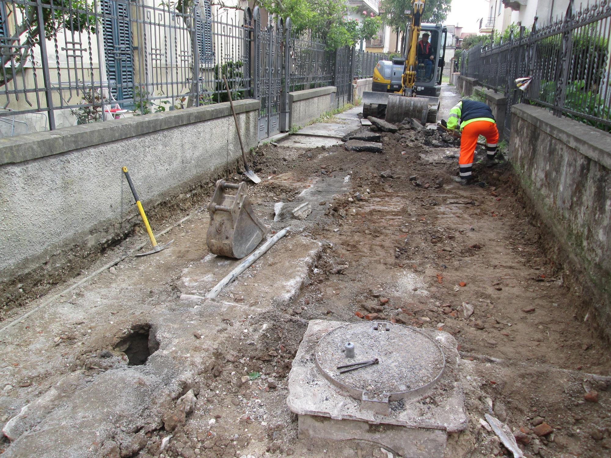 Nuovo asfalto in cinque strade di Pistoia