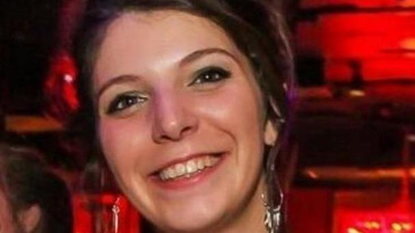 La modenese Laura Ferrari: «Ero incastrata tra morti e lamiere: Elise mi ha salvato»