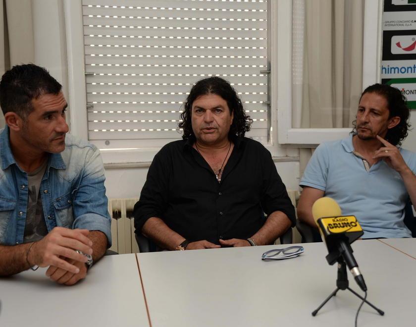 Dolfi e Lucarelli, bocche (quasi) cucite 