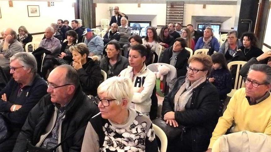 Bancarelle, appello alla giunta «Apriamo un vero dialogo»