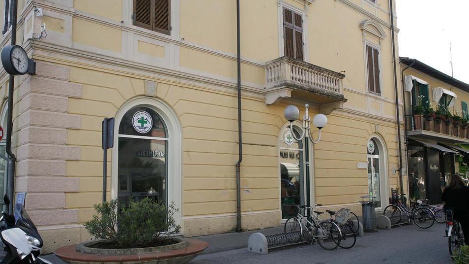 Palazzo Quartieri ancora sotto tiro