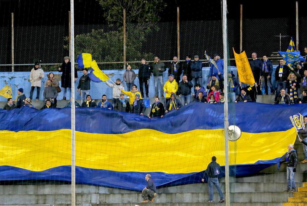 Un hashtag per il derby con Prato Ecco #primomaggioazzurro