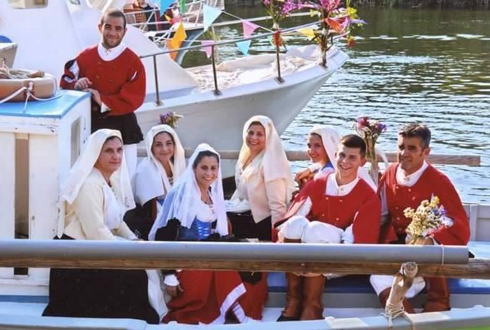 Il gruppo folk a Sant’Efisio 