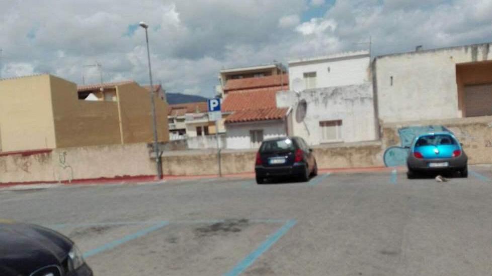 Adiconsum: strisce blu? Sì, ma anche soste gratis