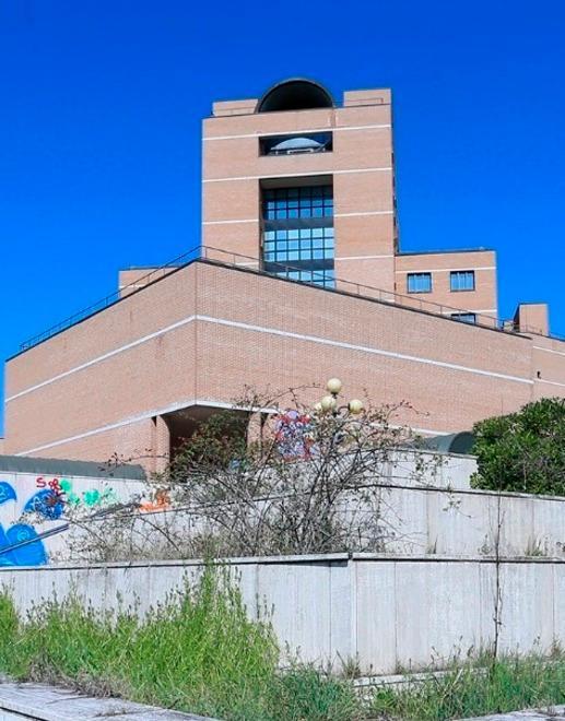 “Alcatraz” di Modena: 5 milioni o non ci sarà futuro per l’ex direzionale Manfredini