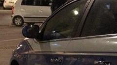 Diciottenne ferisce gli agenti e viene arrestato dalla polizia