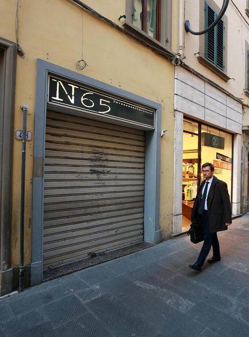 Colpo in un negozio del giro 