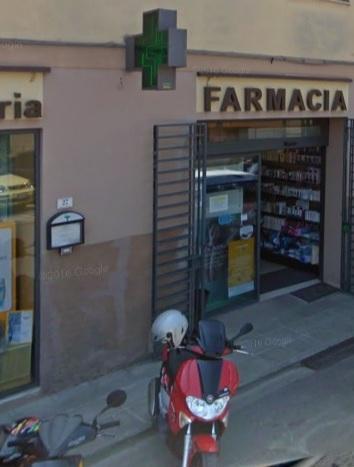 Il Comune prende tempo sul trasferimento della farmacia