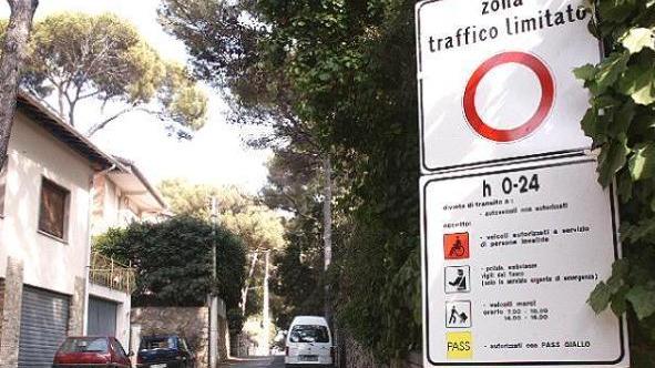 Torna la Ztl, consegna dei pass da lunedì