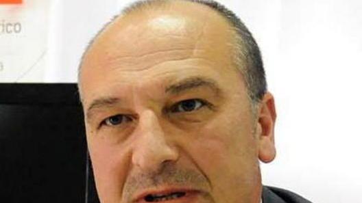 «O con Marchi o fuori dal partito»