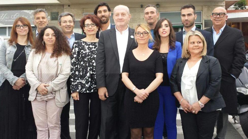 Dodici in corsa con Farnetani