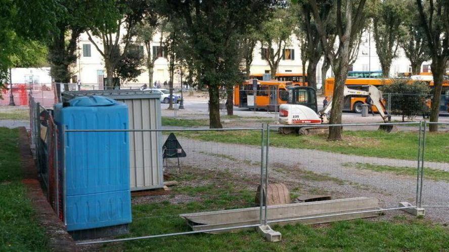 «I lavori danneggiano turismo e negozi»