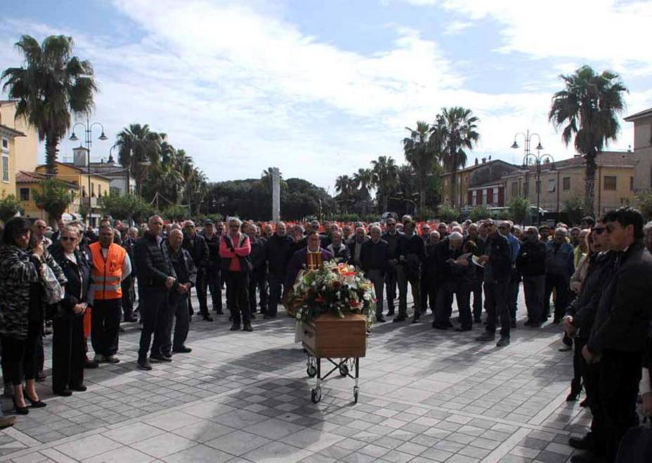 I suoi “nìnin” salutano zì Robè 