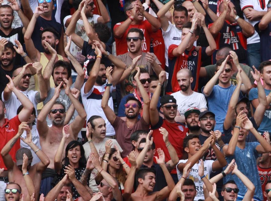 Serata di gala al Sant’Elia per festeggiare Conti e la A