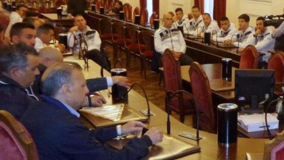 “Sa Die” del Latte Dolce sui banchi del Comune