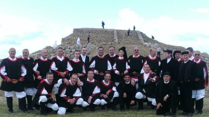 Il Coro di Macomer ricorda il suo maestro