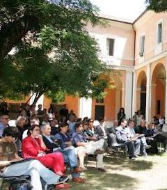 Festa Pd al Chiostro della Ghiara con dibattiti, incontri e cappelletti