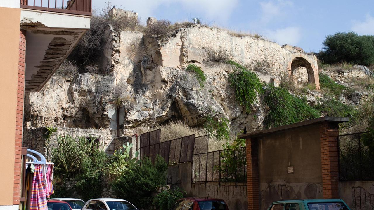 Tuvixeddu nel versante di viale Sant'Avendrace