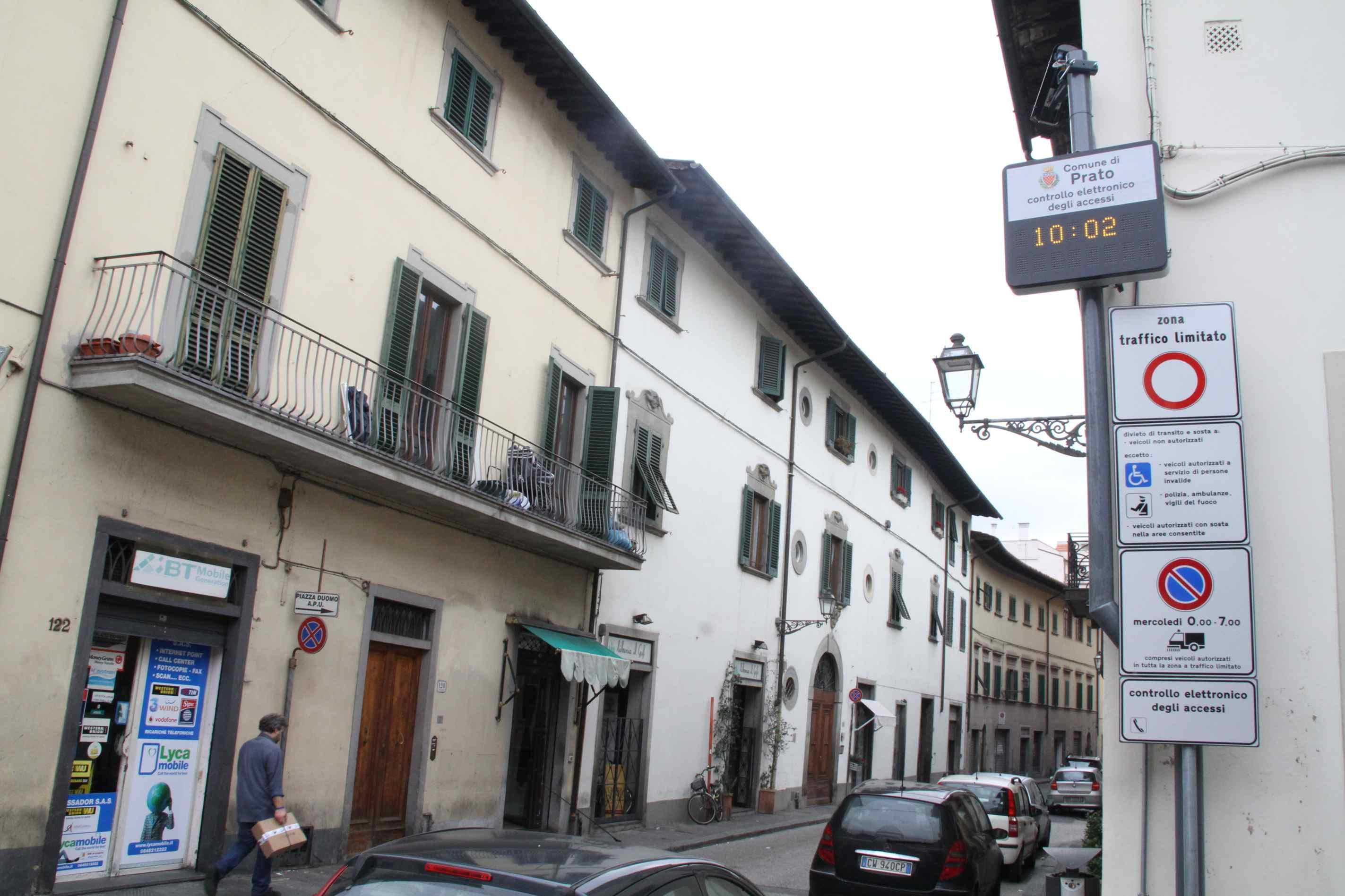 Il varco elettronico di via Tintori