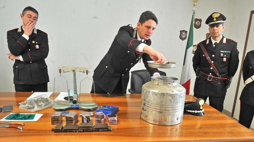 Duro colpo allo spaccio, cinque arresti