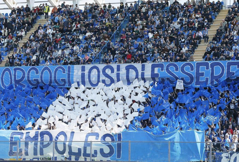 Festa al triplice fischio Si celebra la salvezza 