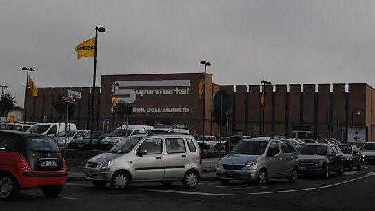Tolta dagli scaffali una marca di acqua