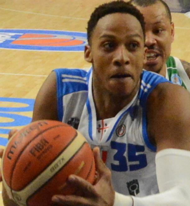 I sassaresi al lavoro in vista di Milano Per Pasquini l’incognita Kenny Kadji