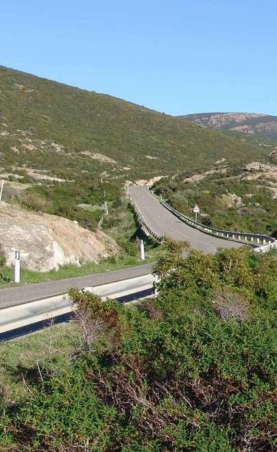 Litoranea, sardisti all’attacco 