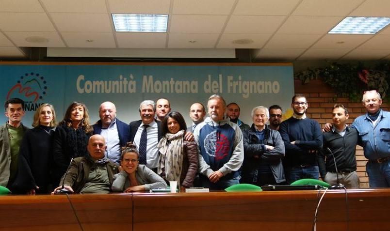 Associazioni: «Fate due maxi-Comuni» Ma i sindaci frenano