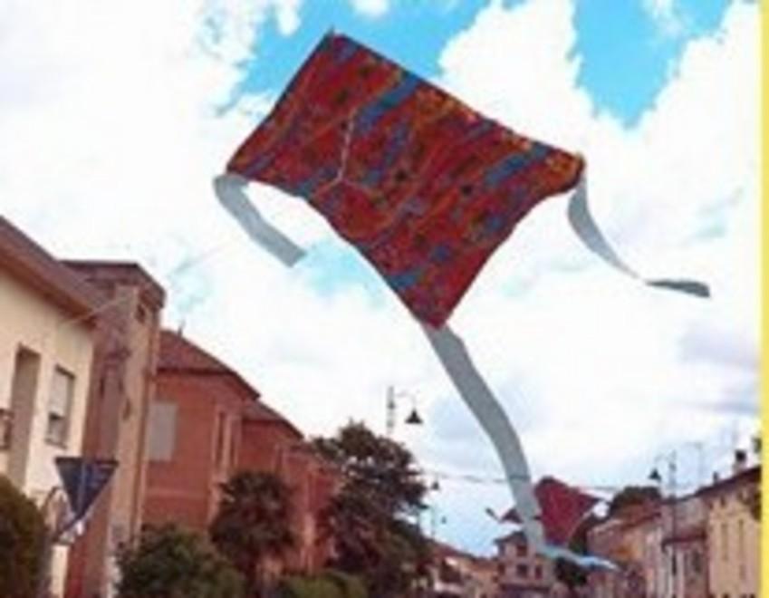 Aquiloni della pace in volo