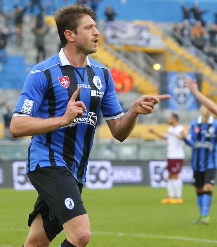 Il centravanti nerazzurro Edgar Cani