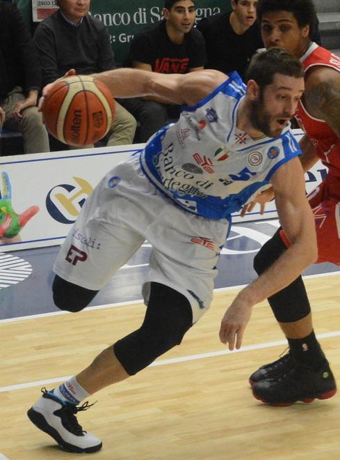 La Dinamo si sdoppia fra il caos-Europa e la sfida con Milano 