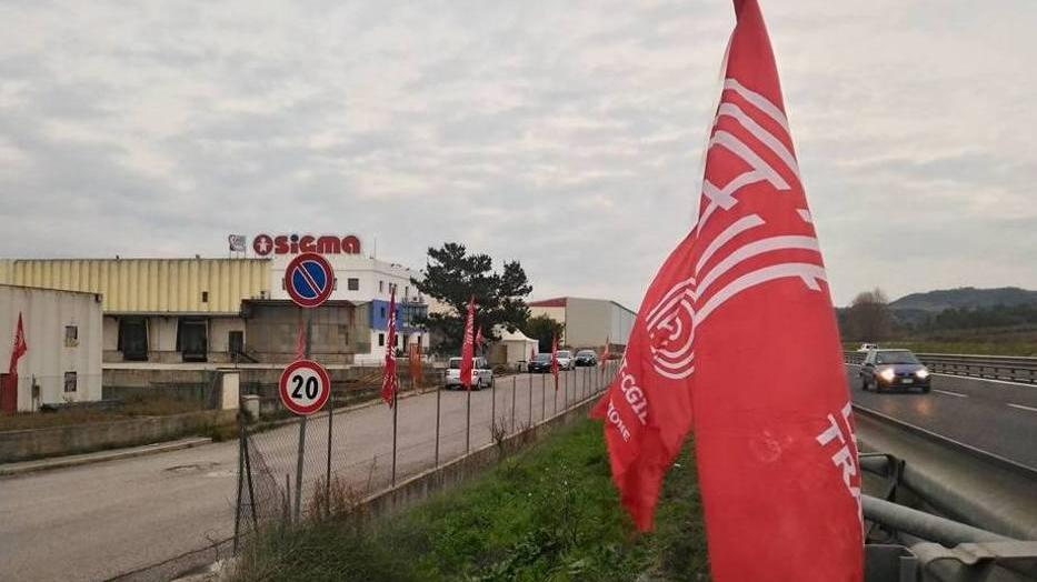Vertenza Cedi-Sigma 210 giorni di lotta nel presidio sulla 131