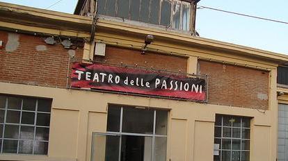 Comune cerca soldi per ristrutturare il Teatro Passioni