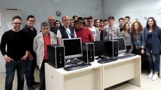 Il gruppo Credere per Vedere dona tre computer al Gobetti
