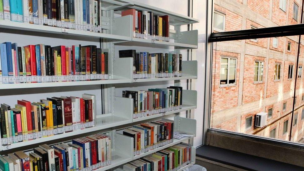 “BiblioHospital”, i libri entrano in corsia