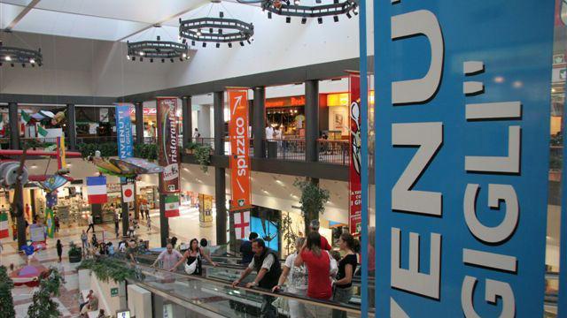 Il centro commerciale I Gigli
