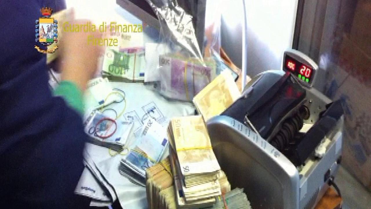 Un money transfer (foto d'archivio)