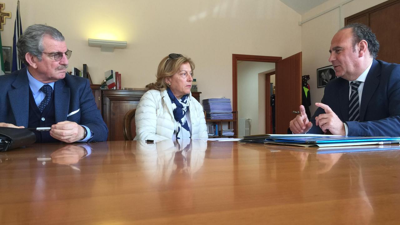 Da sinistra, i neo assessori comunali algheresi con il sindaco Mario Bruno