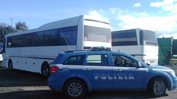 Pullman senza revisione, salta la gita scolastica a Sesto Fiorentino