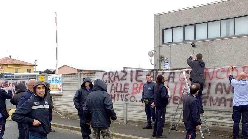 Lettera choc: «Cessiamo l’attività a Pisa»