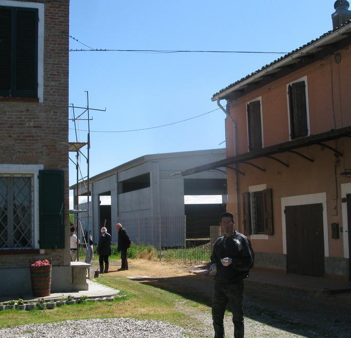 «Perché un capannone tra case storiche?»