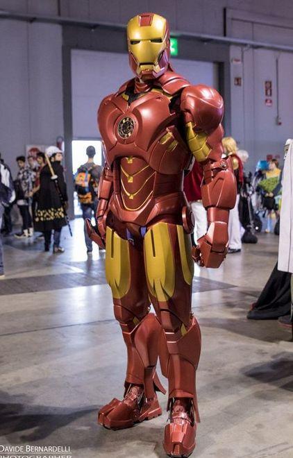Corazza di Iron Man costruita per hobby 