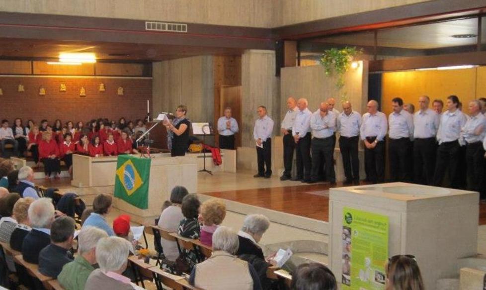 Concerto e cena per aiutare le missioni