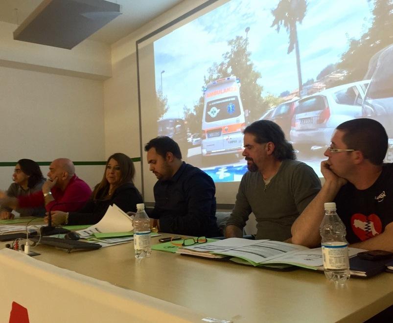 Regala un’ambulanza per ricordare il marito 