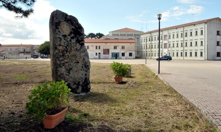 Peculato, assolti cinque agenti di Mamone 