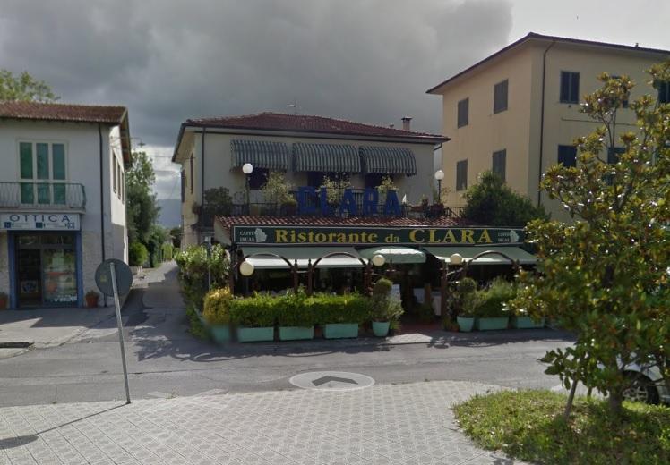 Il ristorante "Da Clara" sull'Aurelia a Lido