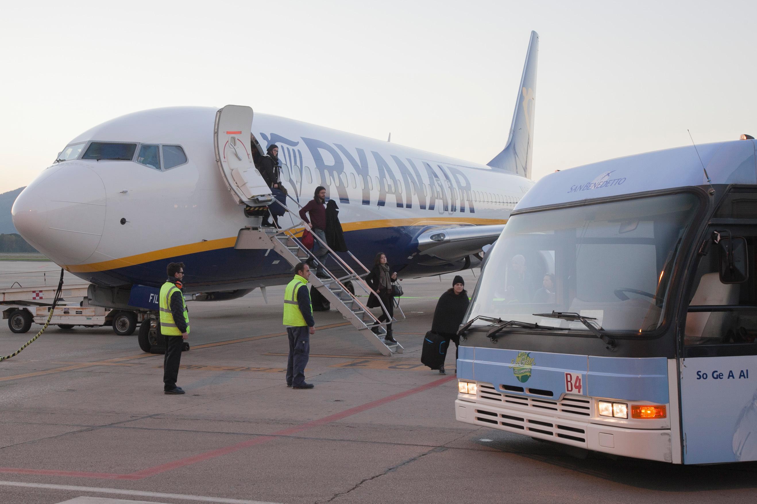 Ryanair, Ministero conferma la volontà di ridurre le tasse aeroportuali